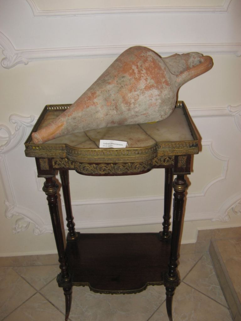 Античная амфора - Ильичевск и музей фарфора