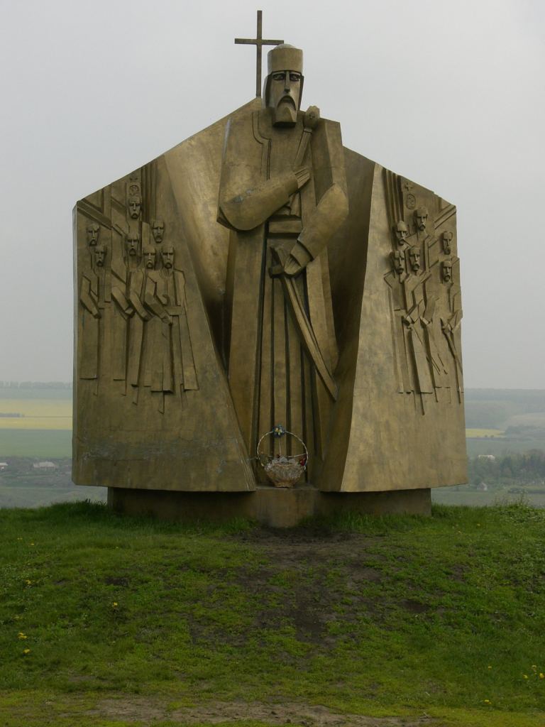 Хотин. Монумент в честь гетьмана Сагайдачного - Хотинская крепость (фотографии EVG'а)