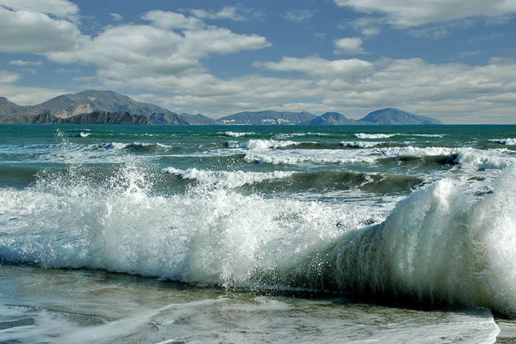 Пенящиеся волны - Красоты Крыма (артовые фото)