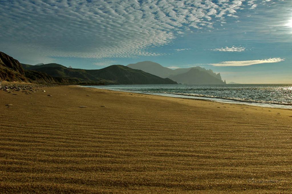 Песок и облака чем-то схожи - Красоты Крыма (артовые фото)