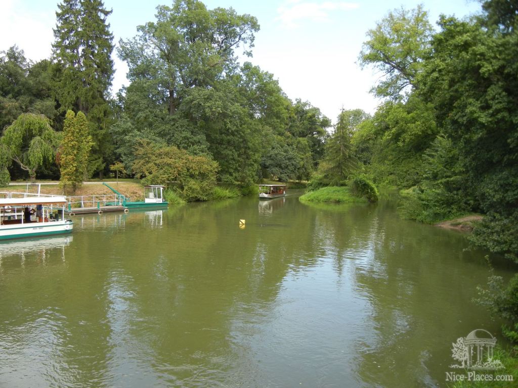 Фото 10 - Ледницкий замок в Чехии. Часть 2. Парк