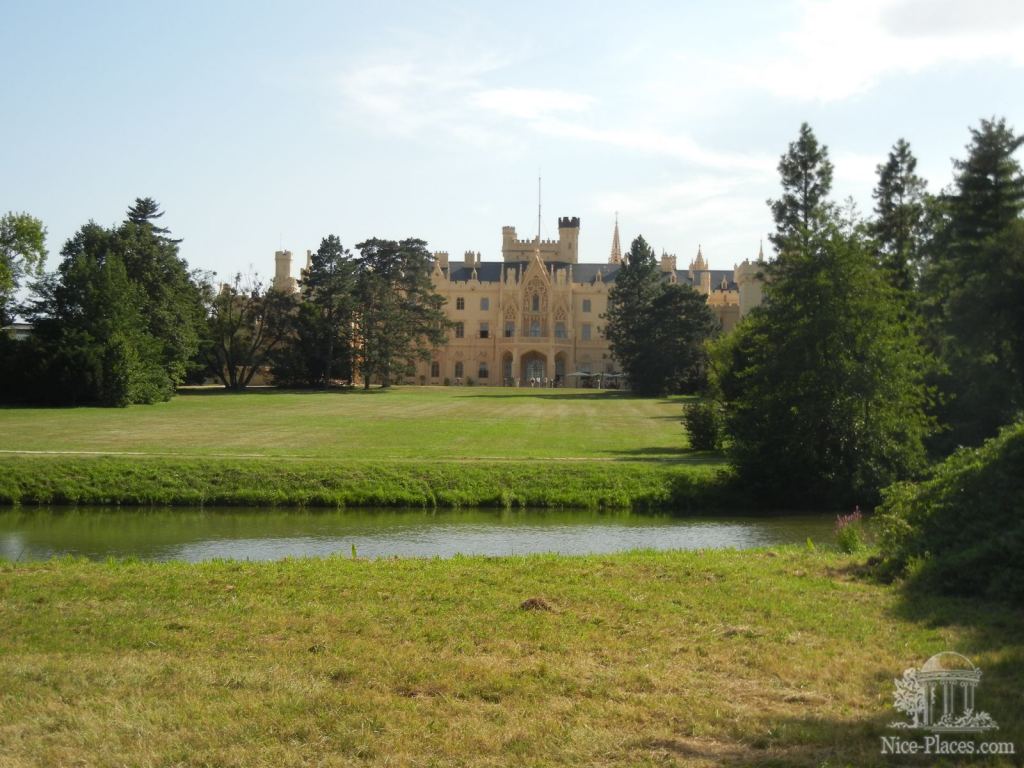 Фото 28 - Ледницкий замок в Чехии. Часть 2. Парк