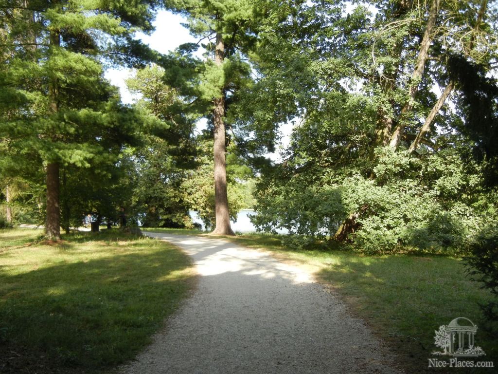 Фото 32 - Ледницкий замок в Чехии. Часть 2. Парк