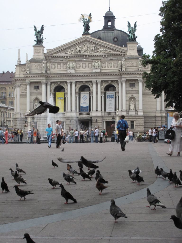 Львовский театр оперы и балета - Улицами Львова