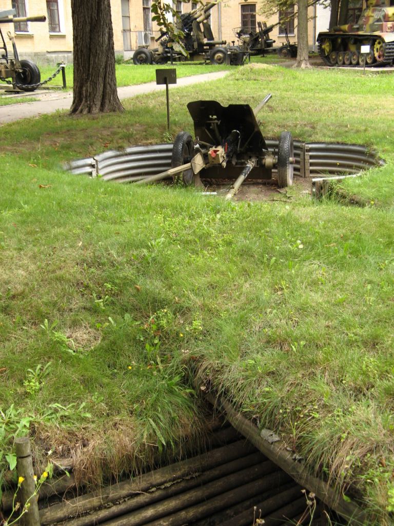 Фото 11 - Музей военной техники (Киев)