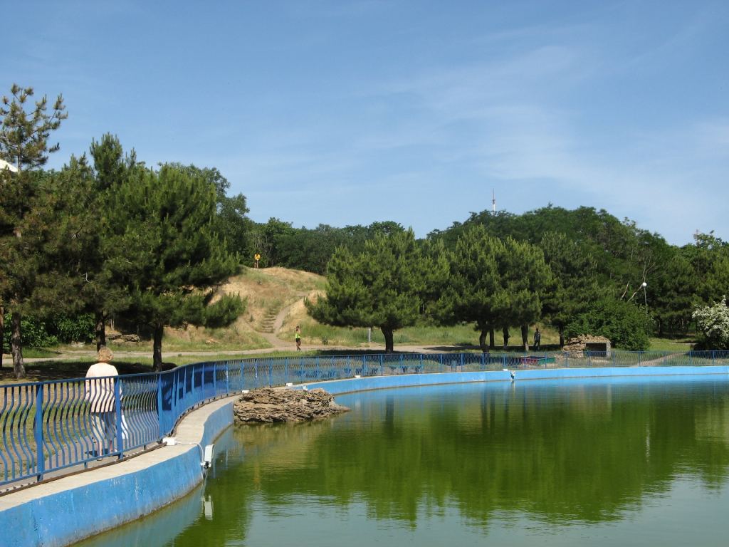 Фото 10 - Весенний парк Победы