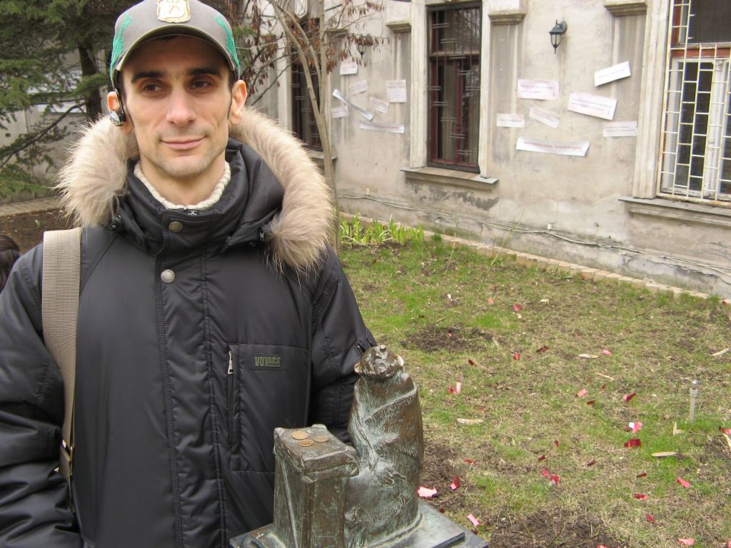 Фото 6 - Дворик литературного музея