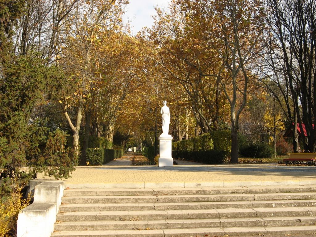 Это вид со стороны адм. корпуса - Парки в санаториях Одессы