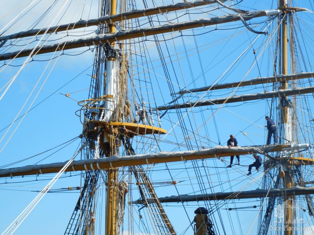 Фото 3 - Парусник Amerigo Vespucci в Одессе
