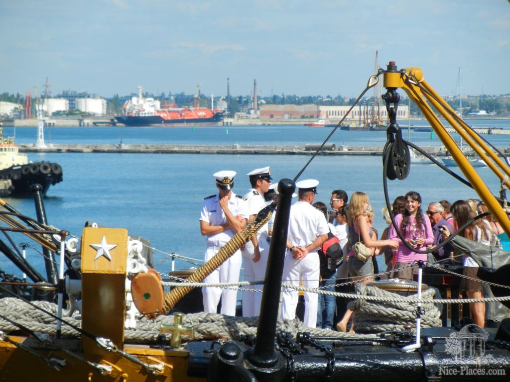 Фото 6 - Парусник Amerigo Vespucci в Одессе