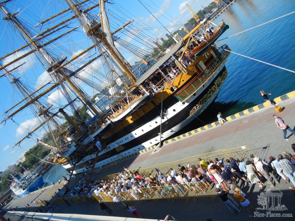 Фото 19 - Парусник Amerigo Vespucci в Одессе