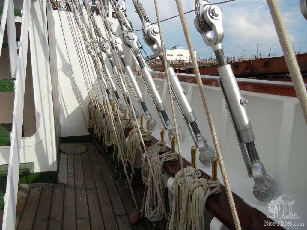 Фото 7 - Впервые в Одессе Мексиканский парусник "Cuauhtemoc"