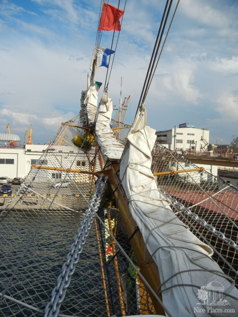 Фото 8 - Впервые в Одессе Мексиканский парусник "Cuauhtemoc"