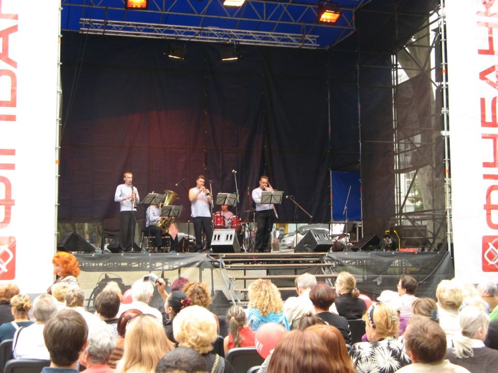 Выступление Одесского диксиленда перед концертом Валентина Кубы - Празднование 216-летия Одессы