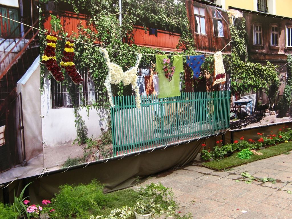 Узнаваемые атрибуты одесского дворика - Празднование 216-летия Одессы