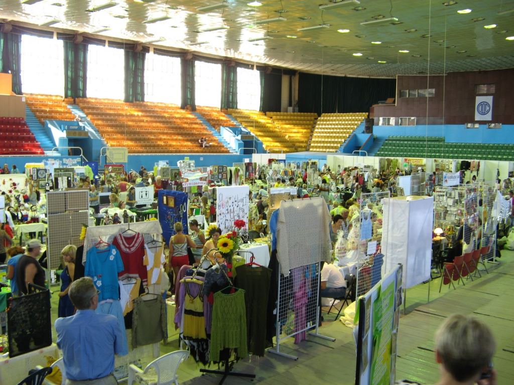 Выставка крупным планом - Выставка-ярмарка "Золотые ручки 2010"