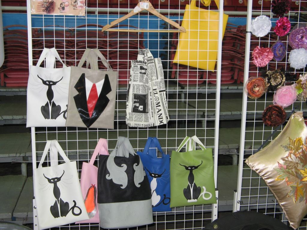 Сумки с аппликацией - Выставка-ярмарка "Золотые ручки 2010"