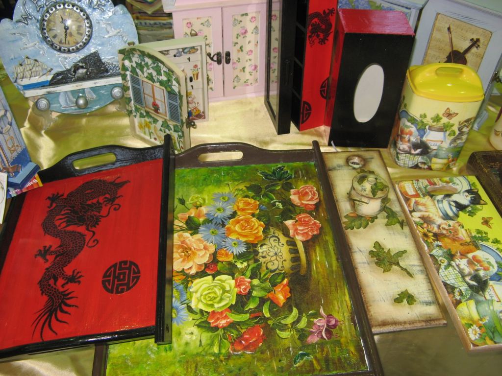 Роспись по дереву - Выставка-ярмарка "Золотые ручки 2010"