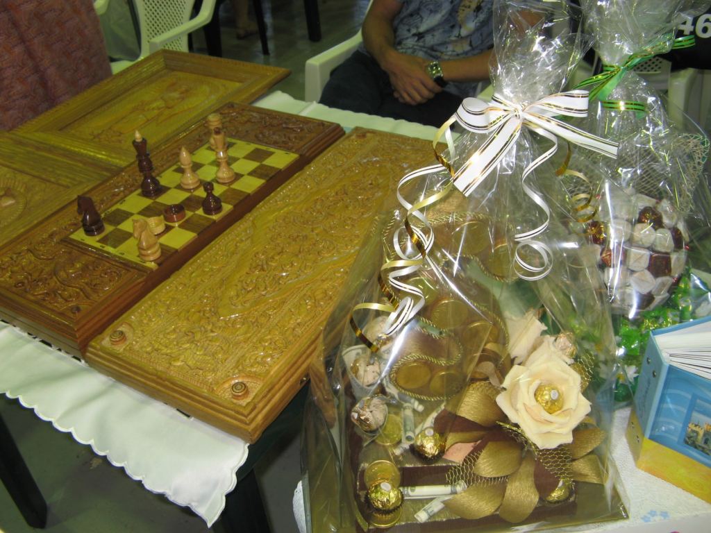 Резные шахматы - Выставка-ярмарка "Золотые ручки 2010"