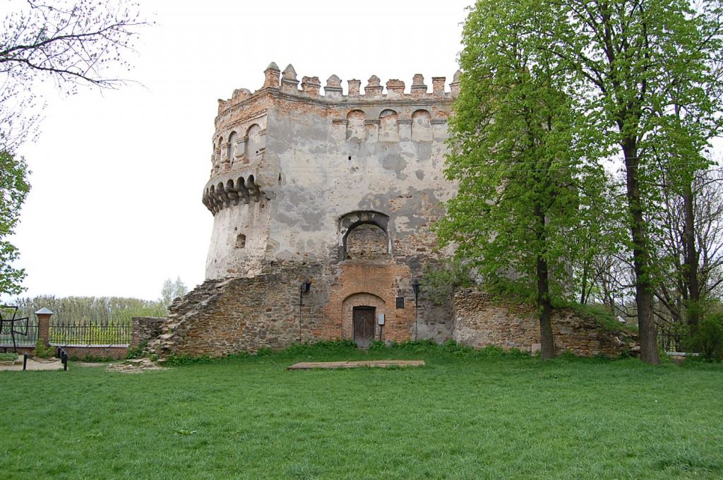 Фото 3 - Острог. Крепость (автор Владимир Беспалов)