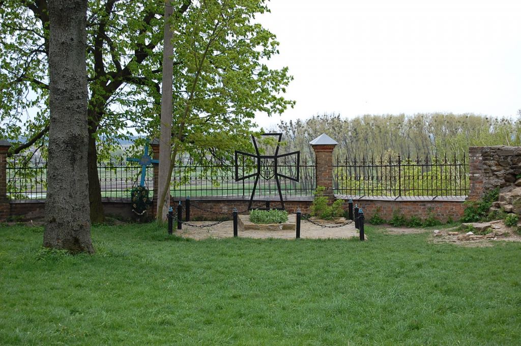 Фото 11 - Острог. Крепость (автор Владимир Беспалов)