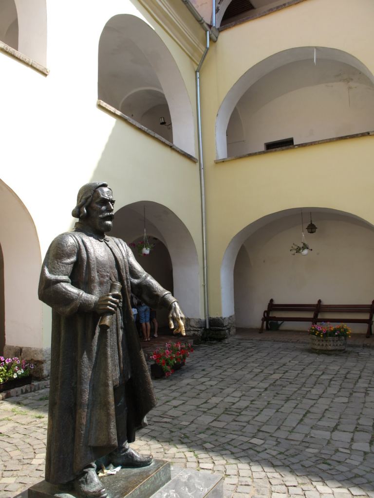 Фото 11 - Замок Паланок, Западная Украина