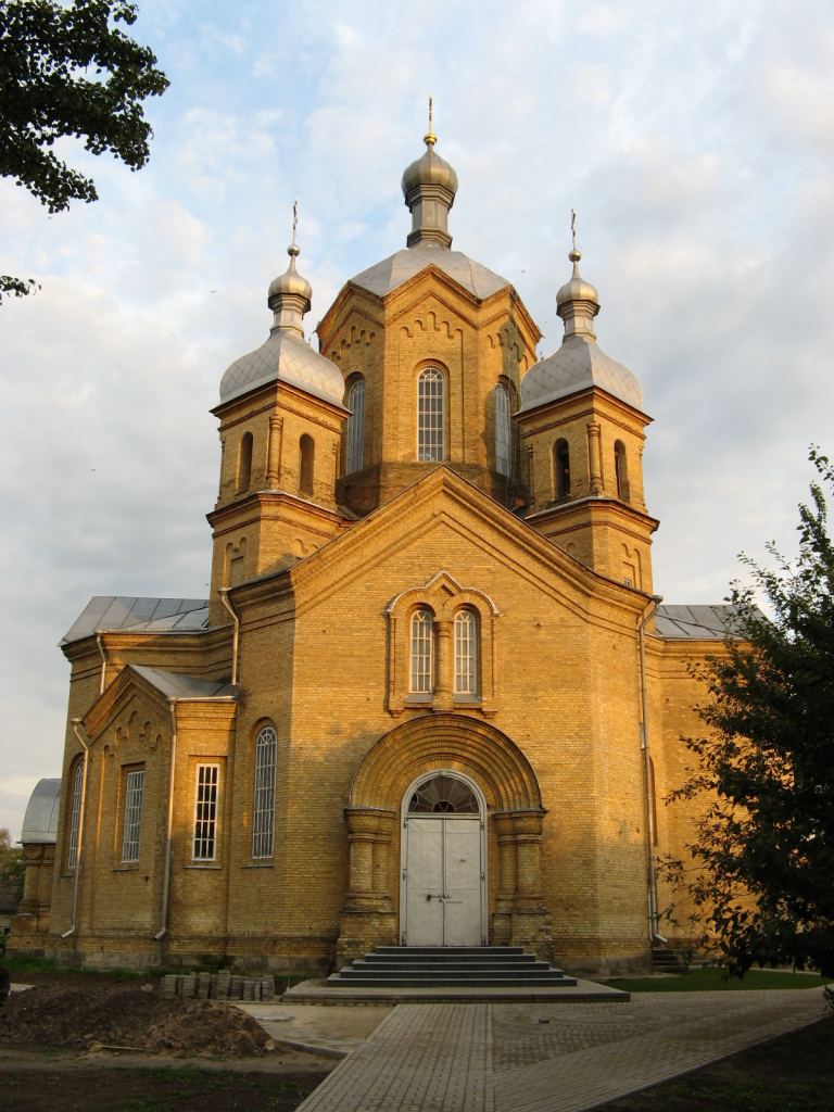 Переяслав-Хмельницкий. Церковь Успения Пресвятой Богородицы - г.Переяслав-Хмельницкий