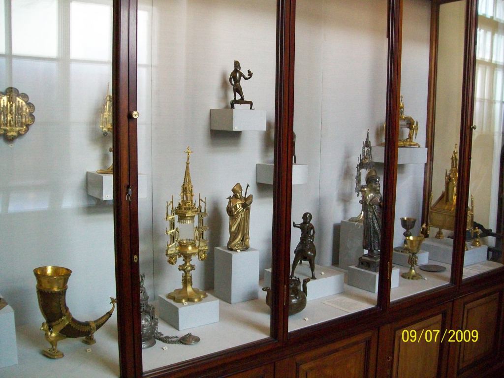 Внутри музея Эрмитаж. Санкт-Петербург - Экскурсия в Петербург: улицы, каналы, архитектура