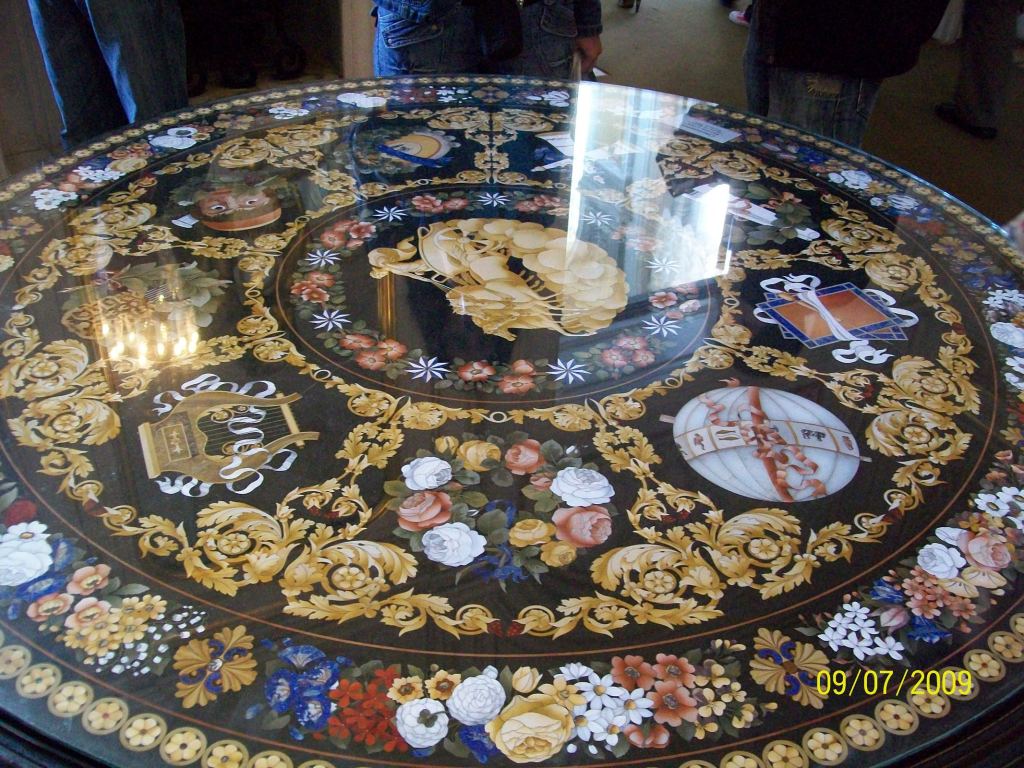 Еще одна столешница - Экскурсия в Петербург: улицы, каналы, архитектура