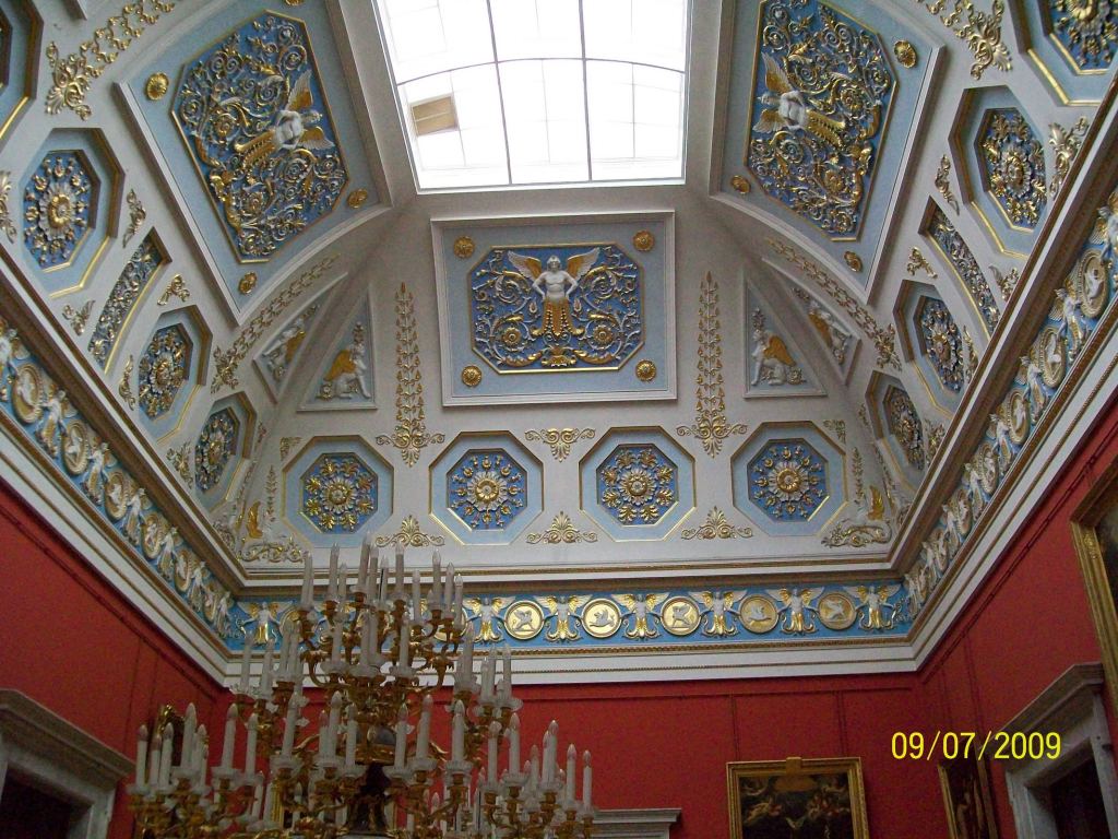 Внутри музея Эрмитаж. Санкт-Петербург - Экскурсия в Петербург: улицы, каналы, архитектура