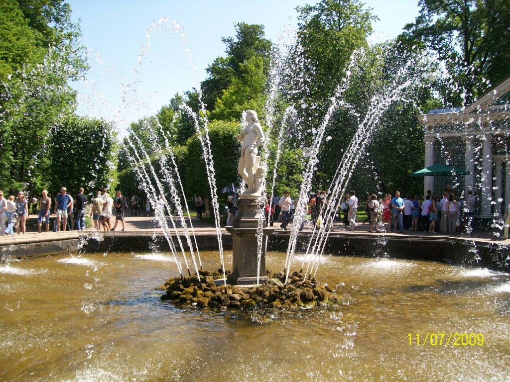 Фонтаны Адам и Ева - Дворцово-парковый комплекс Петергоф