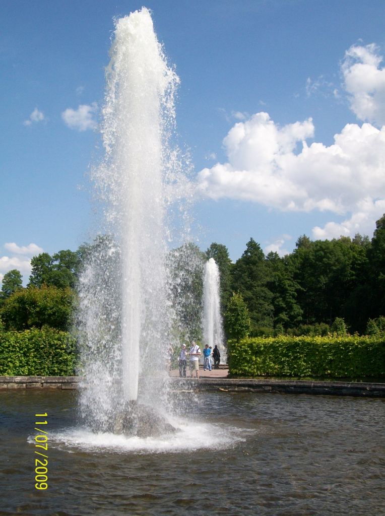 Менажерный фонтан - Дворцово-парковый комплекс Петергоф