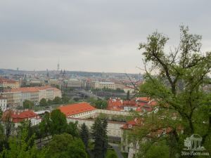 Вид с обзорной площадки на Прагу - Прага. Левый берег. Градчаны