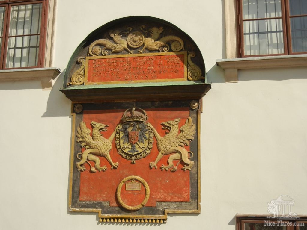 Какой-то герб - И снова неповторимая Вена