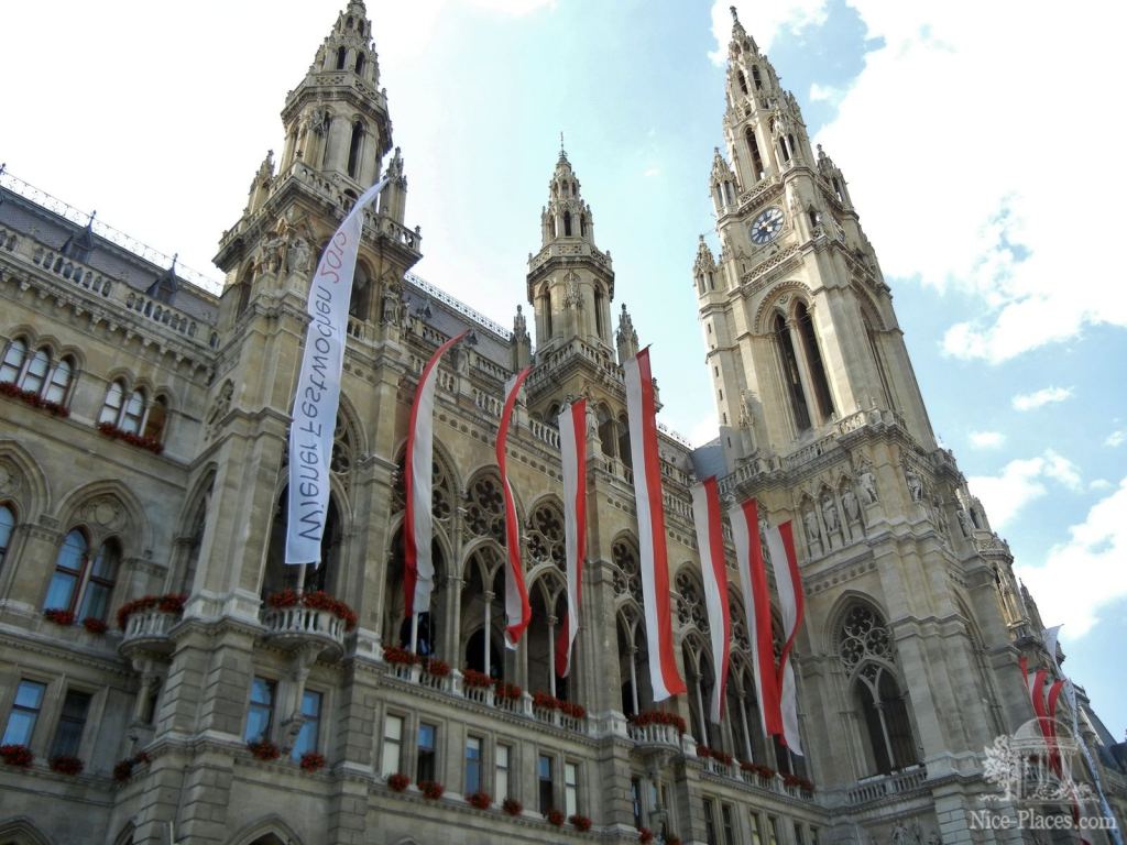 Готическая Венская ратуша - И снова неповторимая Вена
