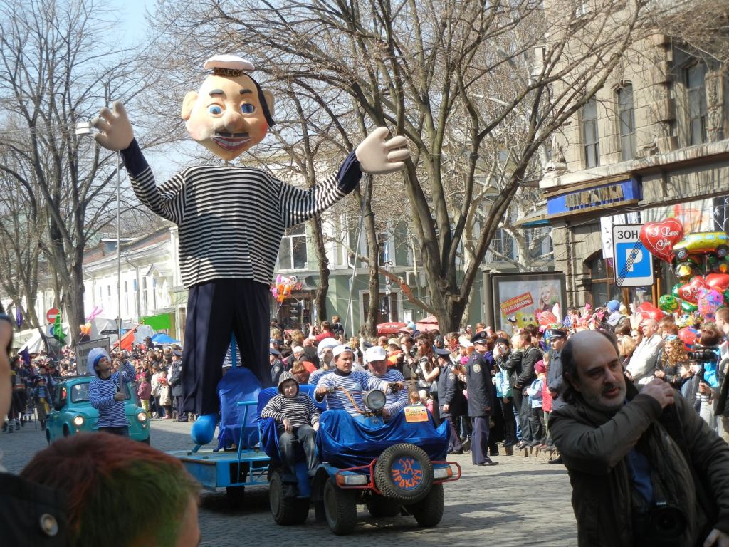 Морячок из логотипа Юморины - Одесская Юморина 2011