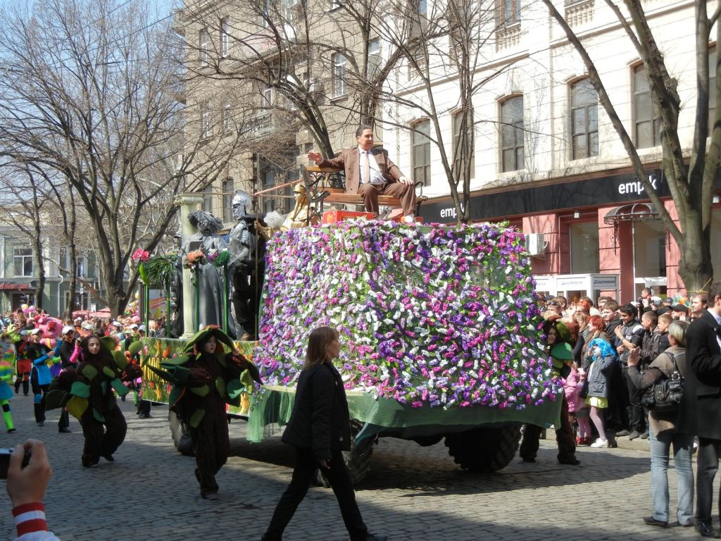 Сам Утесов собственной персоной - Одесская Юморина 2011