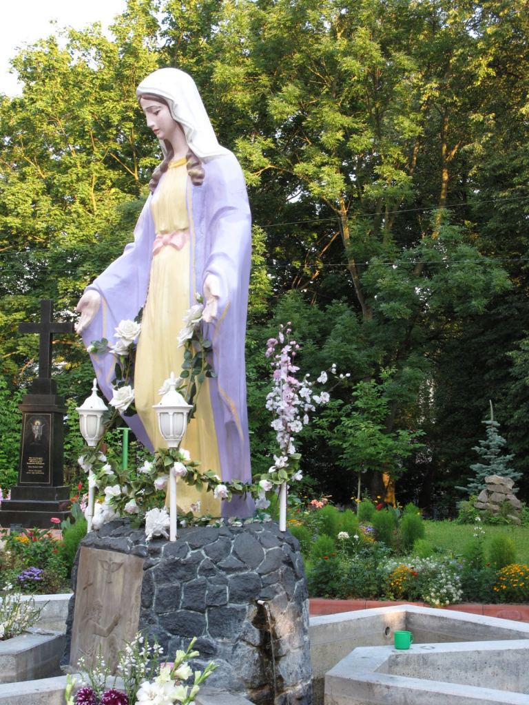 Фото 28 - Золочев, Западная Украина