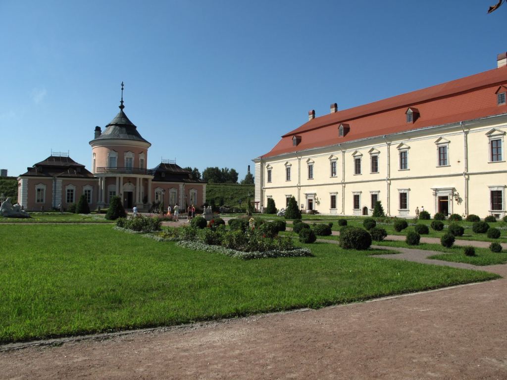 Территория Золочевского замка - Золочев, Западная Украина