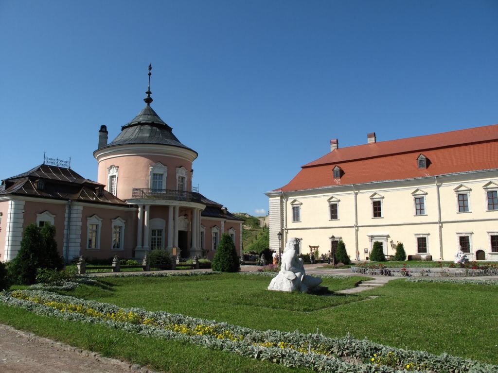Территория Золочевского замка - Золочев, Западная Украина