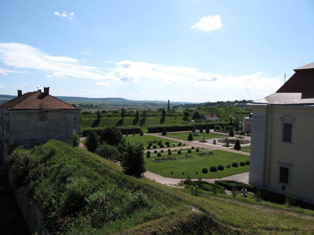 Территория Золочевского замка - Золочев, Западная Украина
