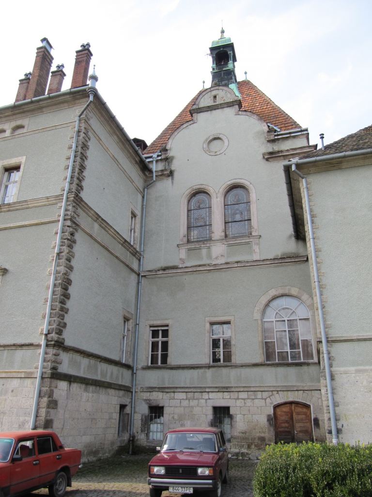 Фото 6 - Карпаты. Замок Шенборнов в Чинадиево