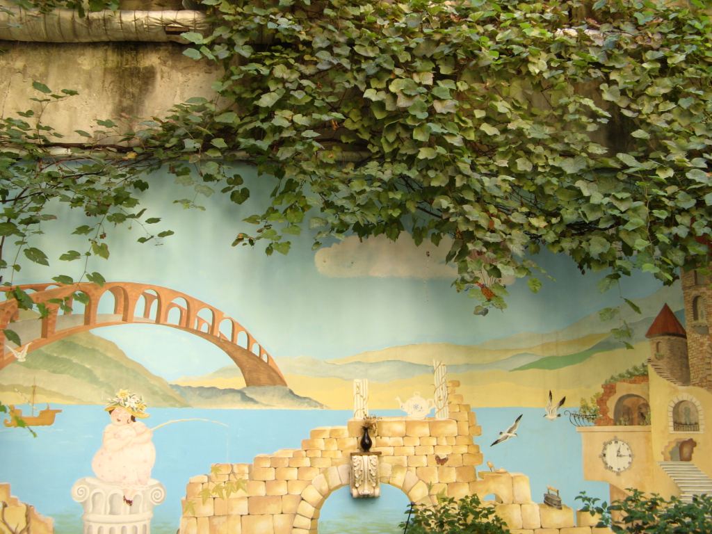 Одесский двор "Окно в Европу" - Двор "Окно в Европу" на Пушкинской