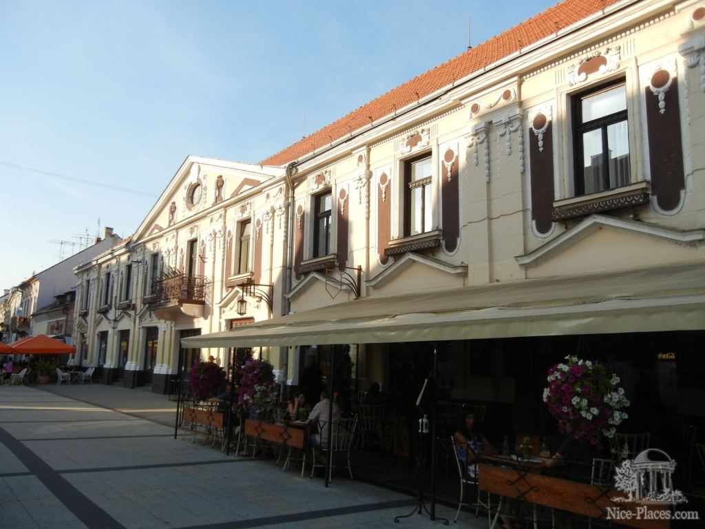 Красивое здание на ул. Винтерова - Пьештяны - красивейший бальнеологический курорт Словакии